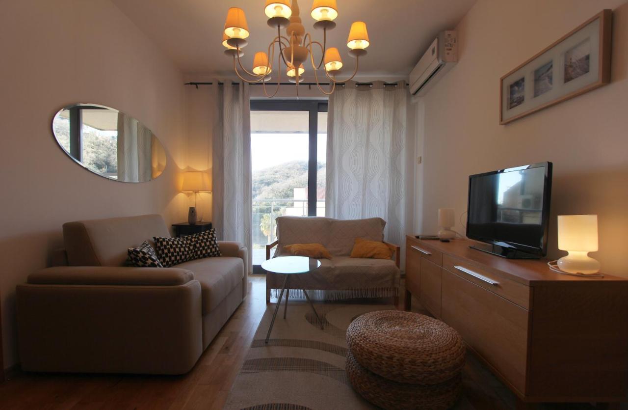 2 Bedroom In Blue Horizon Przno Budva